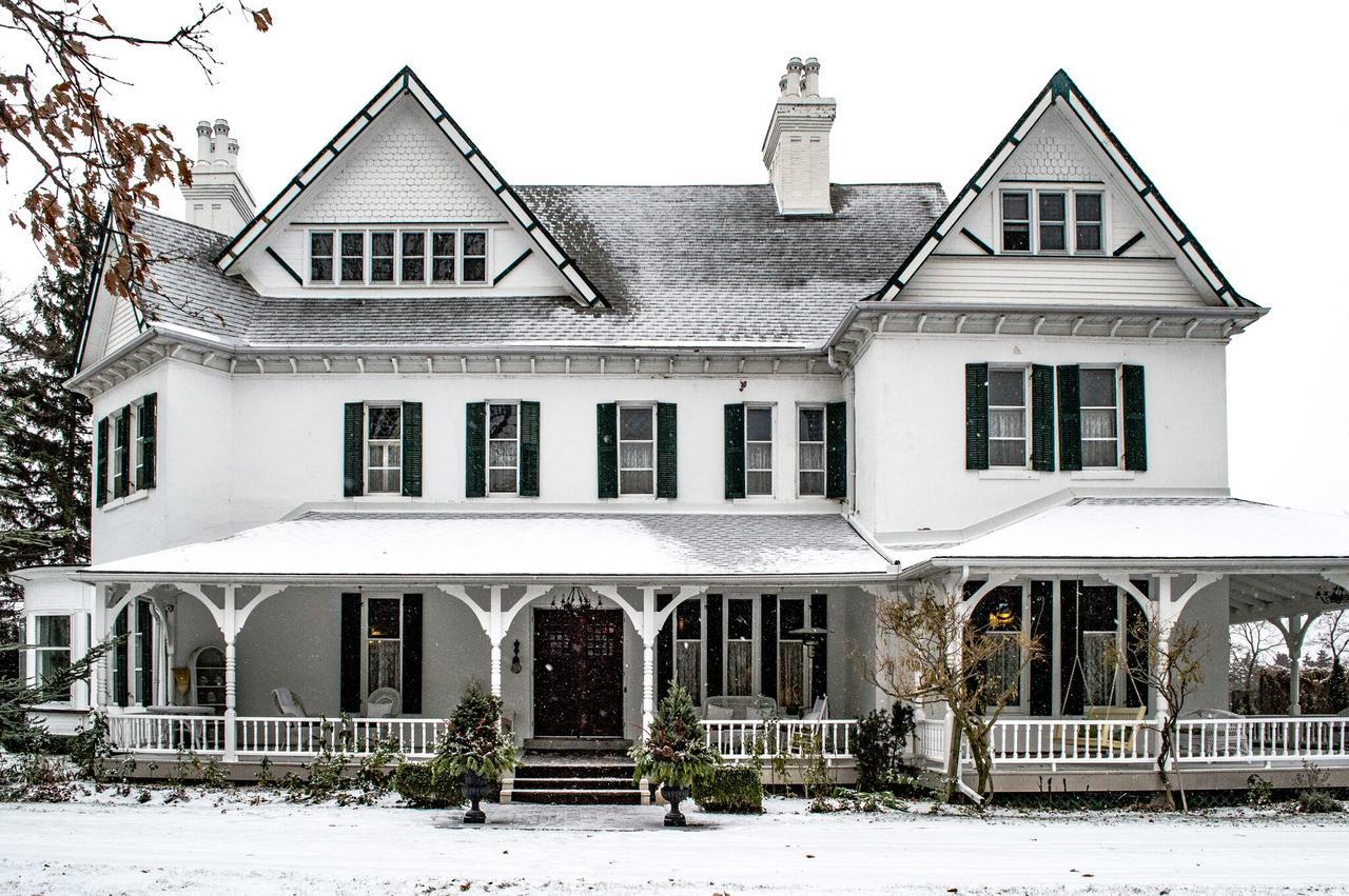 Bed & Breakfast Grand Victorian Niagara Falls